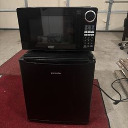 Microwave and Fridge 