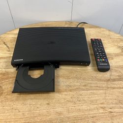 Samsung Blu-Ray Player With Remote 