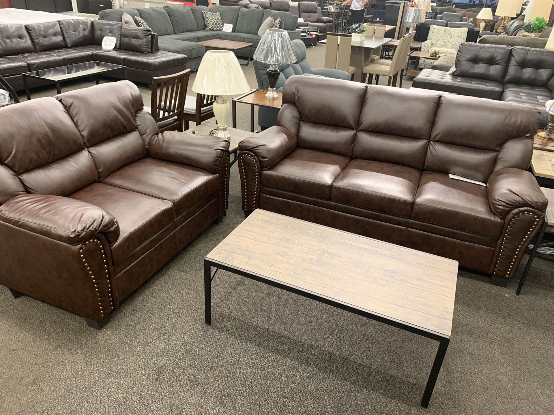AWESOME BRAND NEW 2PC LEATHER SOFA AND LOVE SEAT