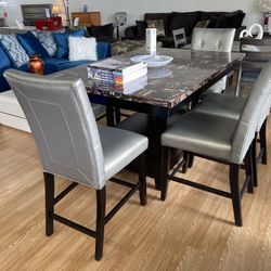 New Dining Set Available In Cash Or payments! Free Delivery