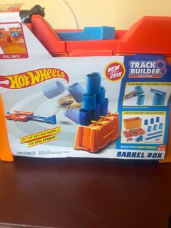 Hot Wheels Track Builder Barrel Box Set