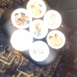 Avons Set Of 7Mother Days Plates 1(contact info removed)