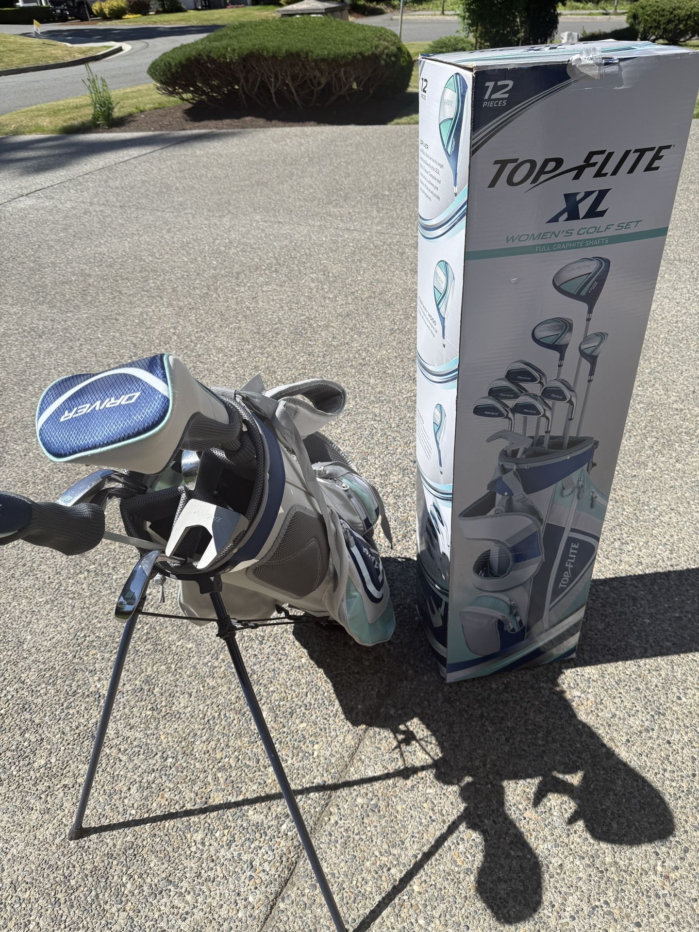 TOP FLITE XL WOMEN'S GOLF SET FULL GRAPHITE SHAFTS Left Handed