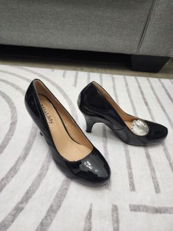 red suede or faux-suede pointed-toe high-heel pump shoes 3" heels