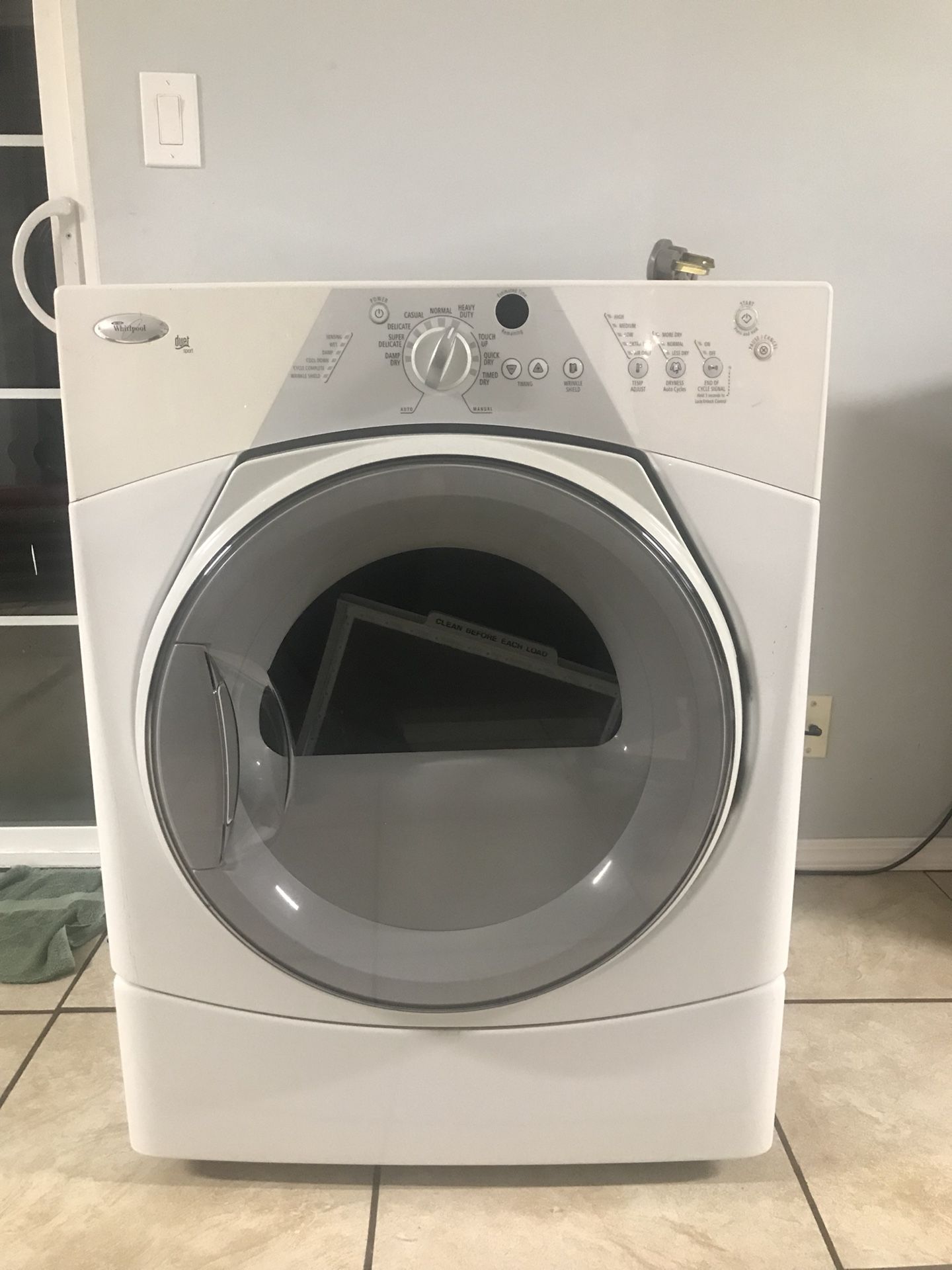 ELECTRIC DRYER - WHIRLPOOL $150 OBO! MAKE ME AN OFFER