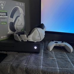 Viotek Curved Monitor Xbox One And Headset W