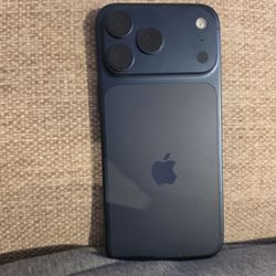 IPHONE 17 PRO MAX 256GB VZW LOCKED