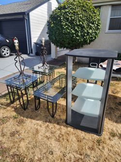 Glass living room coffee table and end tables with lamps