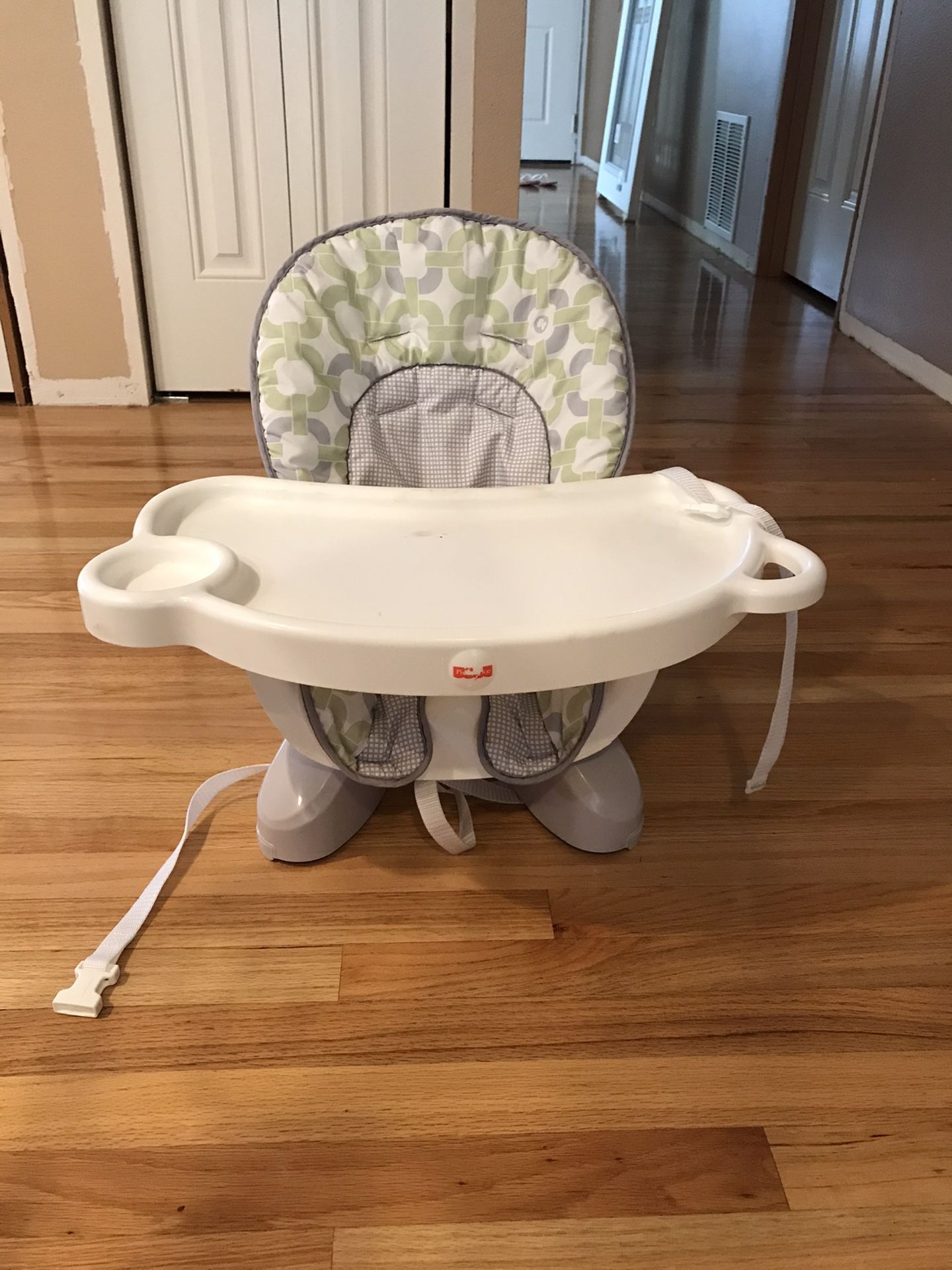 Baby booster seat