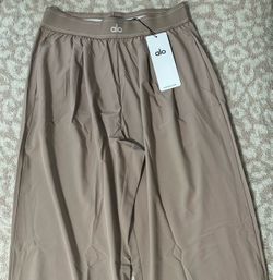 Alo Dusty Rose Trouser Pants $50 **READ DESCRIPTION**