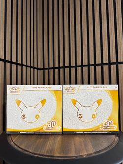 30th Pokemon Anniversary ETB