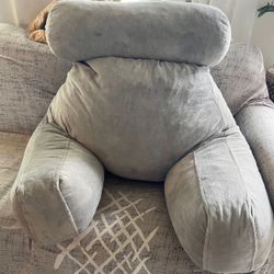 Big Back Support Pillow In Excellent Like New Condition
