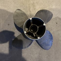 Used Signature Propeller Great Condition