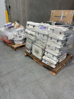 Hard storage or shipping containers
