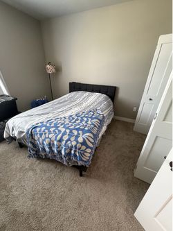 Queen Bed