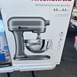 Kitchen aid mixer