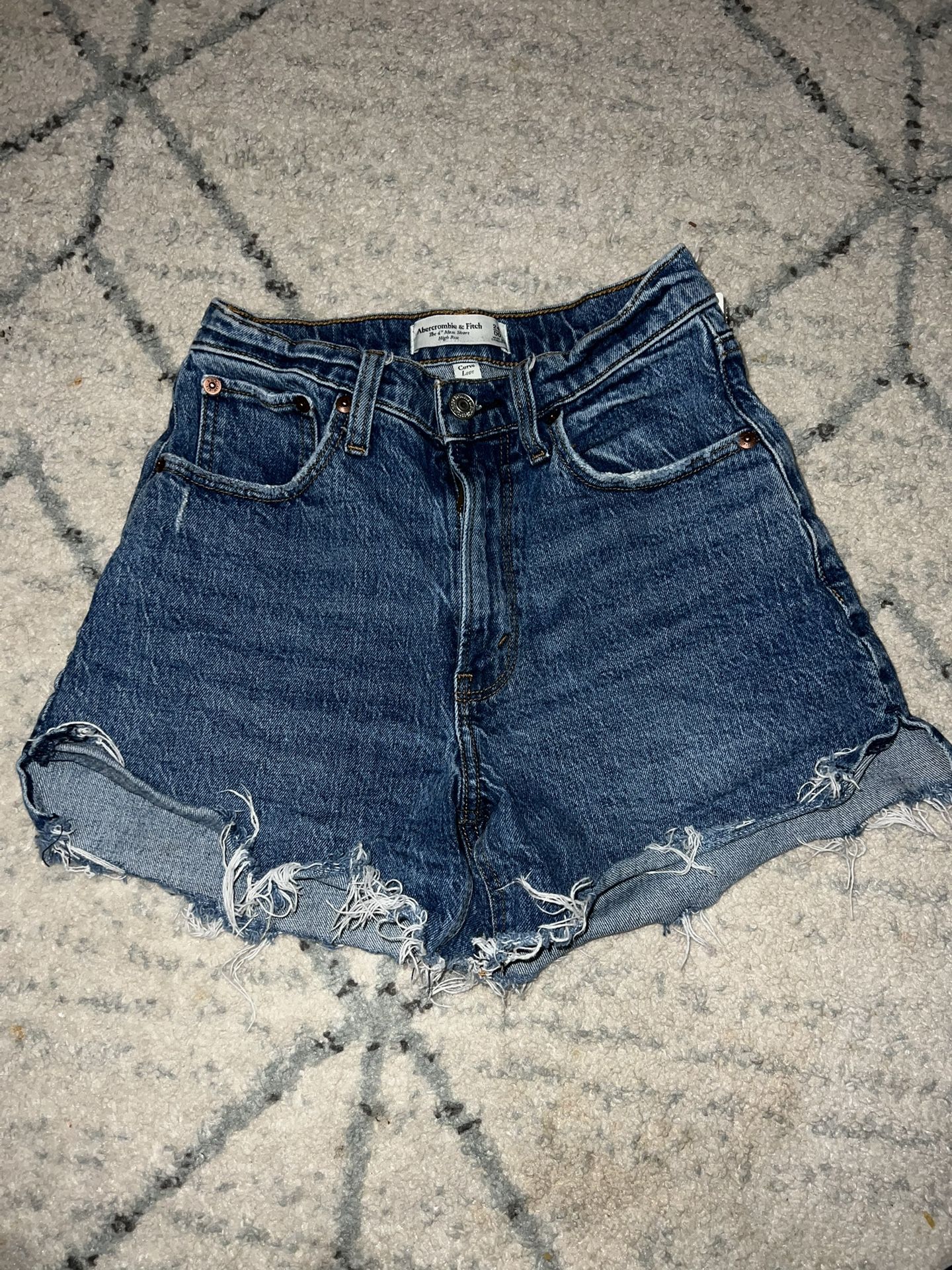 Size 24 00 women’s Abercrombie & Fitch Curve Love High Rise 4" Mom Short