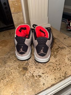 Jordan 4