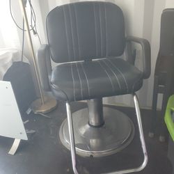 Barber chair