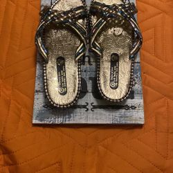 Gold and Emerald Multicolor Braided Sandals size 8