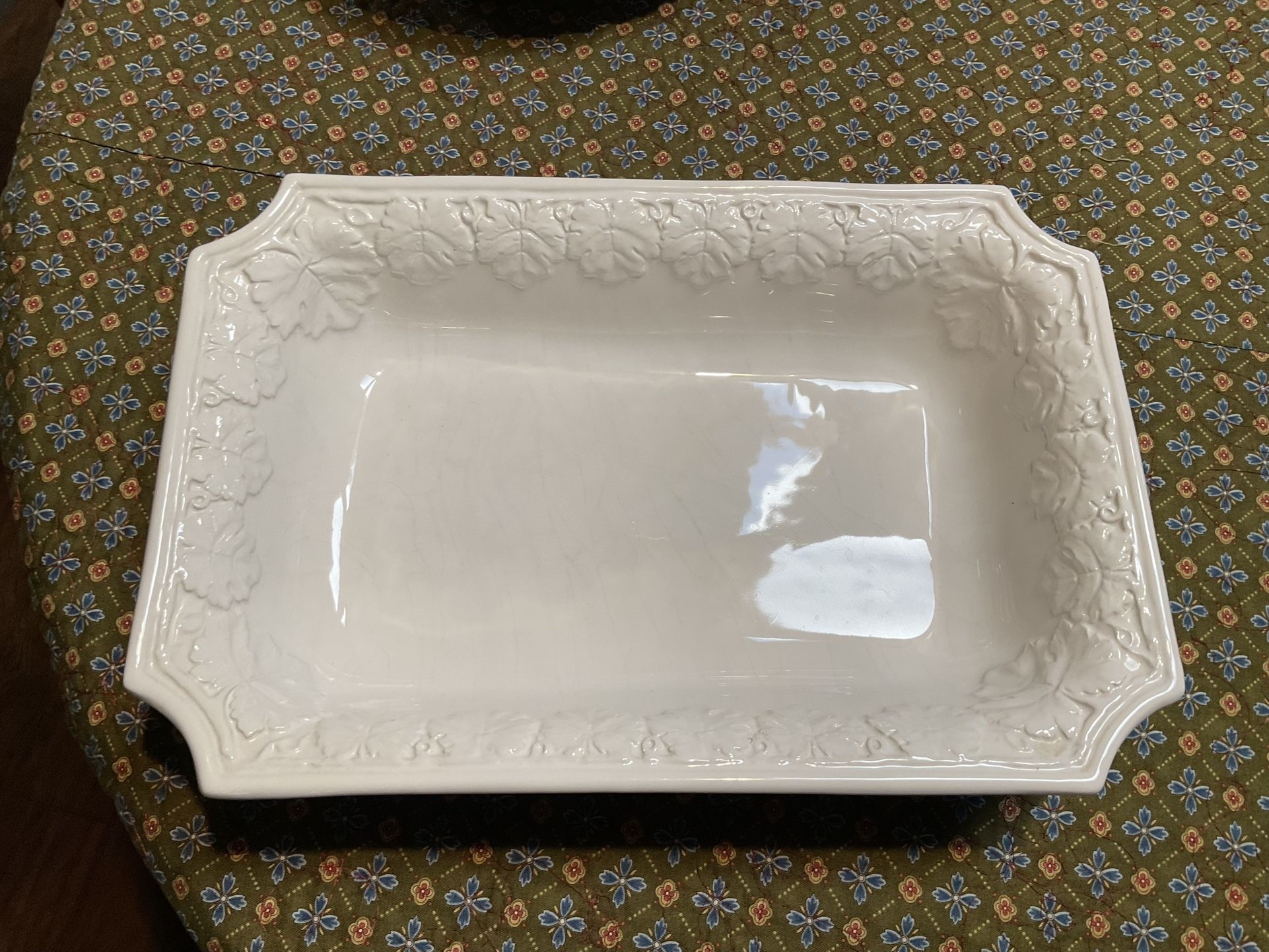 Vintage Cwc White Ceramic Rectangular Raised Leaf Patterned Serving Dish From Italy 