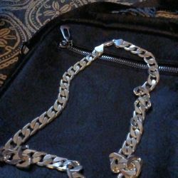 Stunning Designer 925 Sterling Silver Necklace 