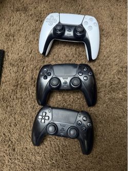 PlayStation 5 controller