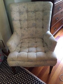 Shabby chic tufted chairs