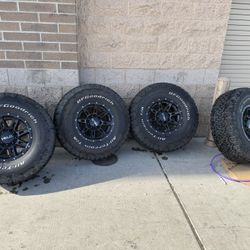 BFGoodrich KO2 37x12.50x17