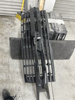 Silverado grille 2020