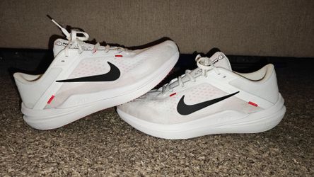 Nike Winflo 10 Running Shoes (Men's Size 12)