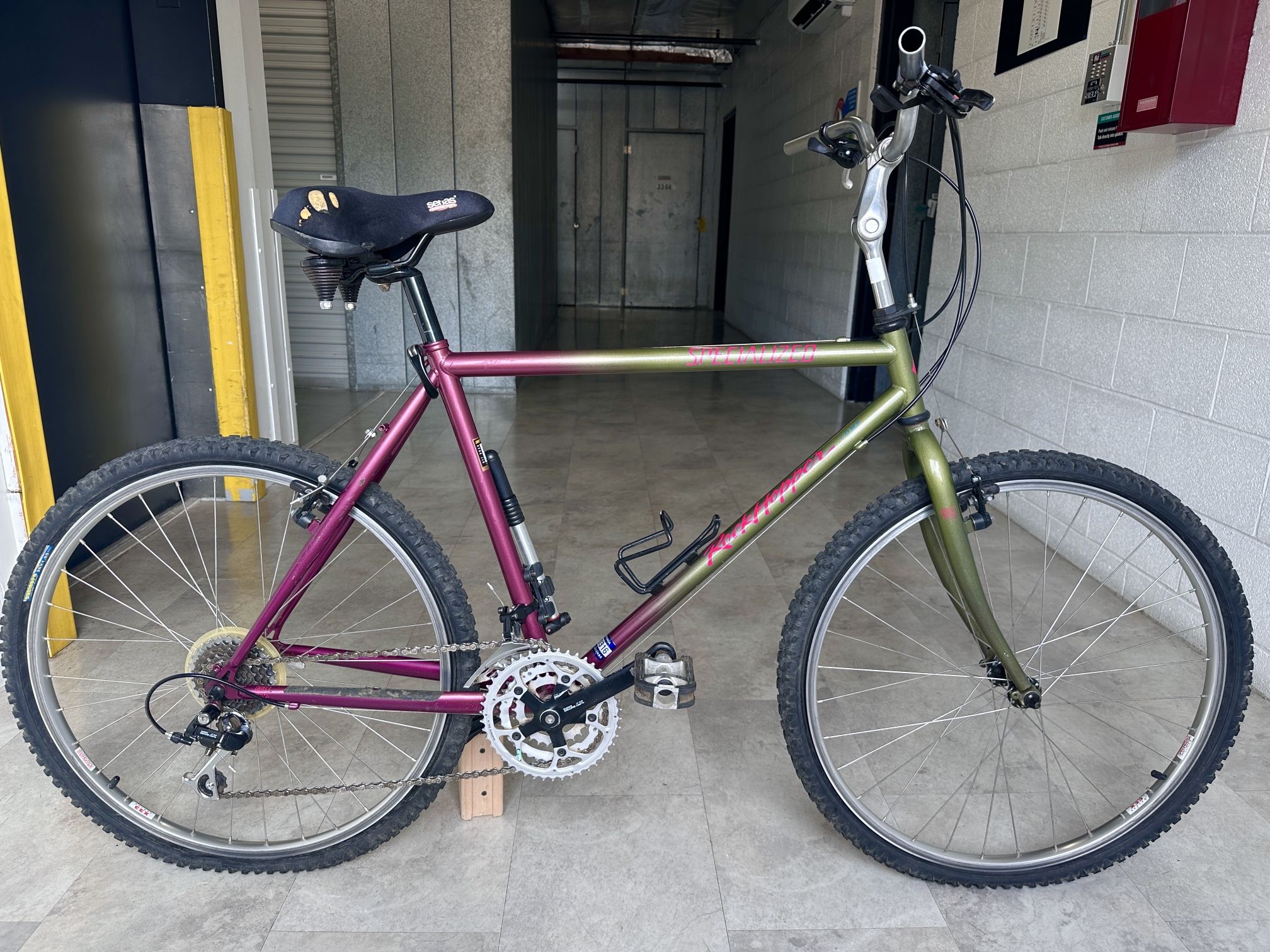Specialized Rockhopper Comp Mountain Bike 