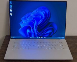 Dell XPS 16 PREMIUM 16.3ạồi120hz FHD+ Ultra 7 155H 32GB RAM 1TB SSD NVIDIA RTX 4060