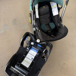 Doona Stroller & Base