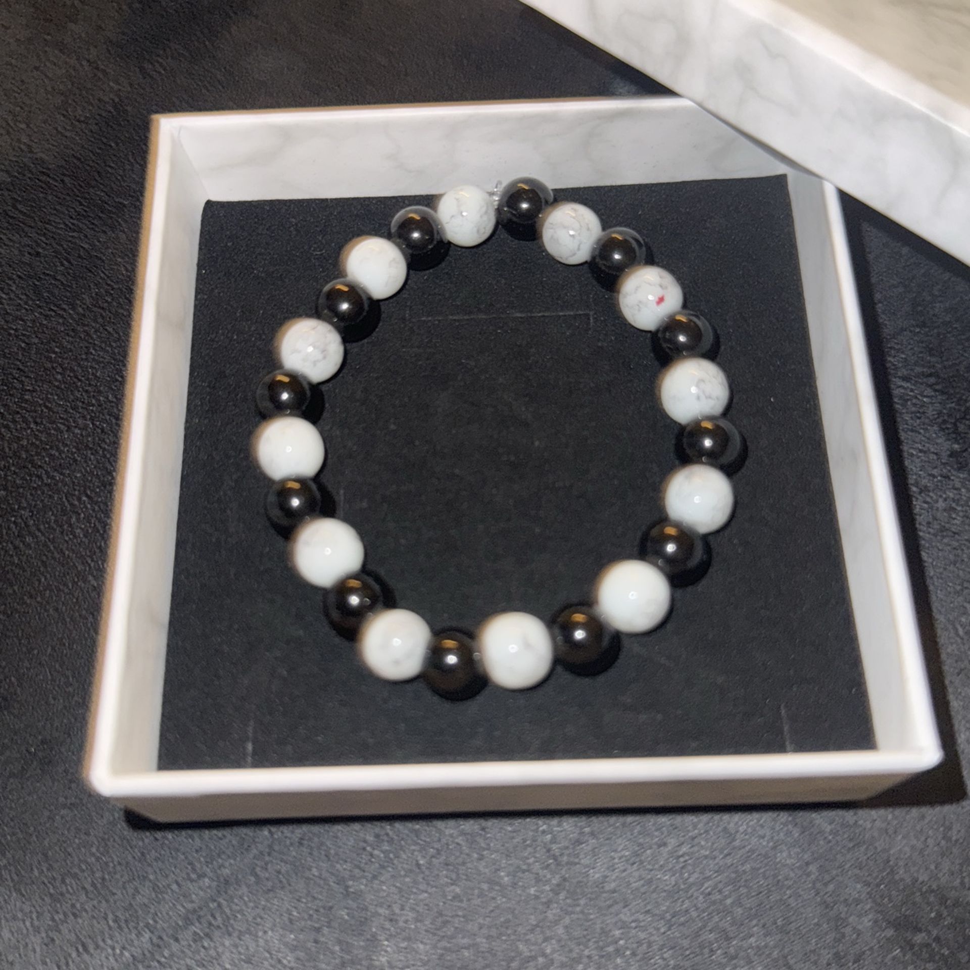 Black And White Beaded Bracelet