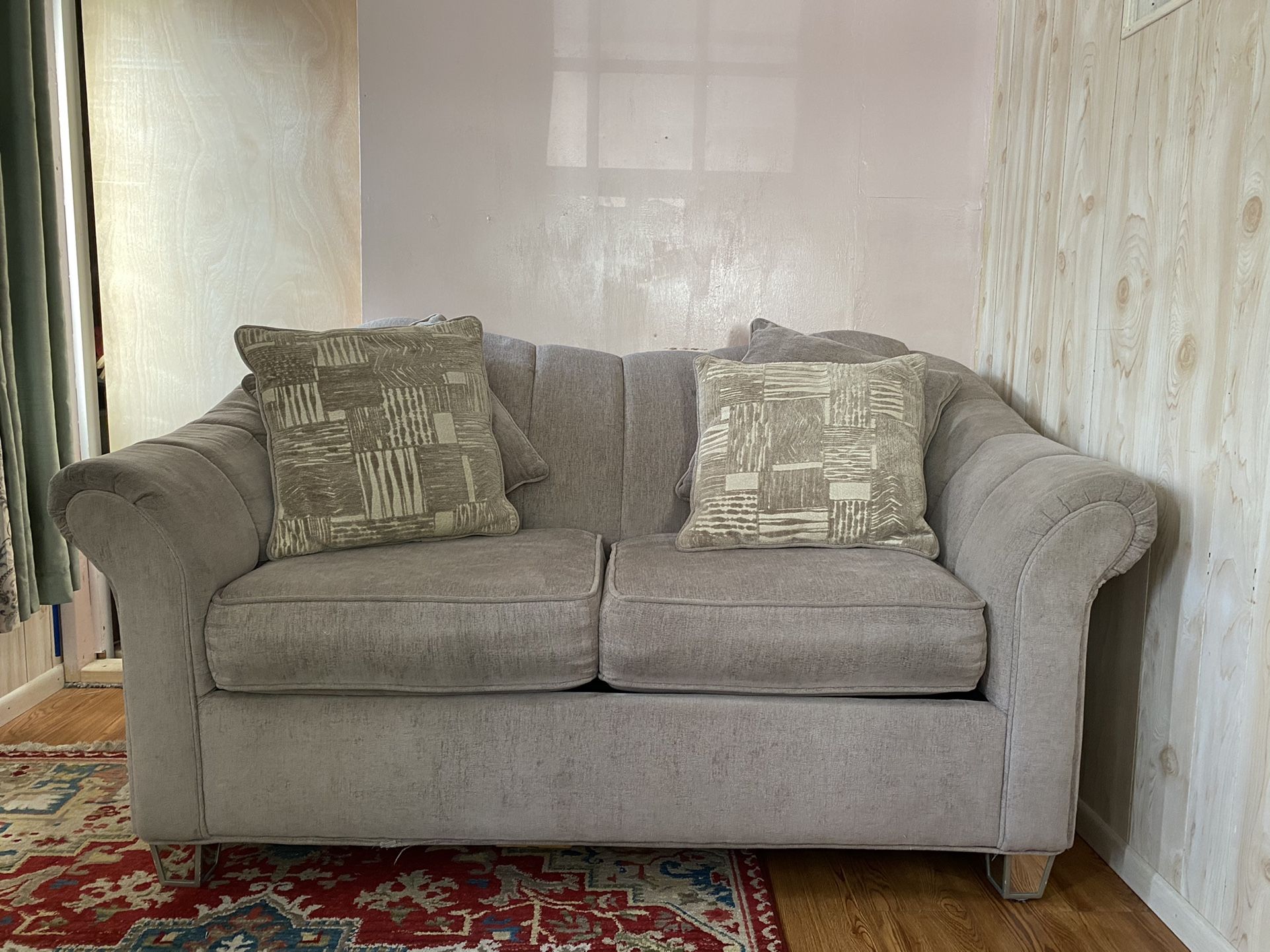 Sofa+Loveseat