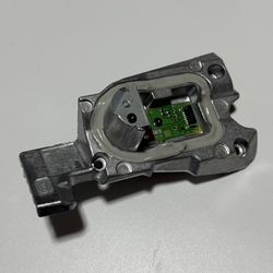 BMW OEM LEFT LED CORNERING LIGHT MODULE (contact info removed)2477 F10 F11 LCI (contact info removed)