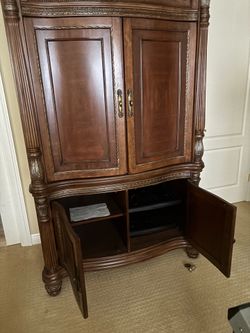FREE ARMOIRE