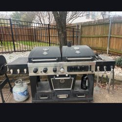 Memphis Pit Boss Barbecue Grill