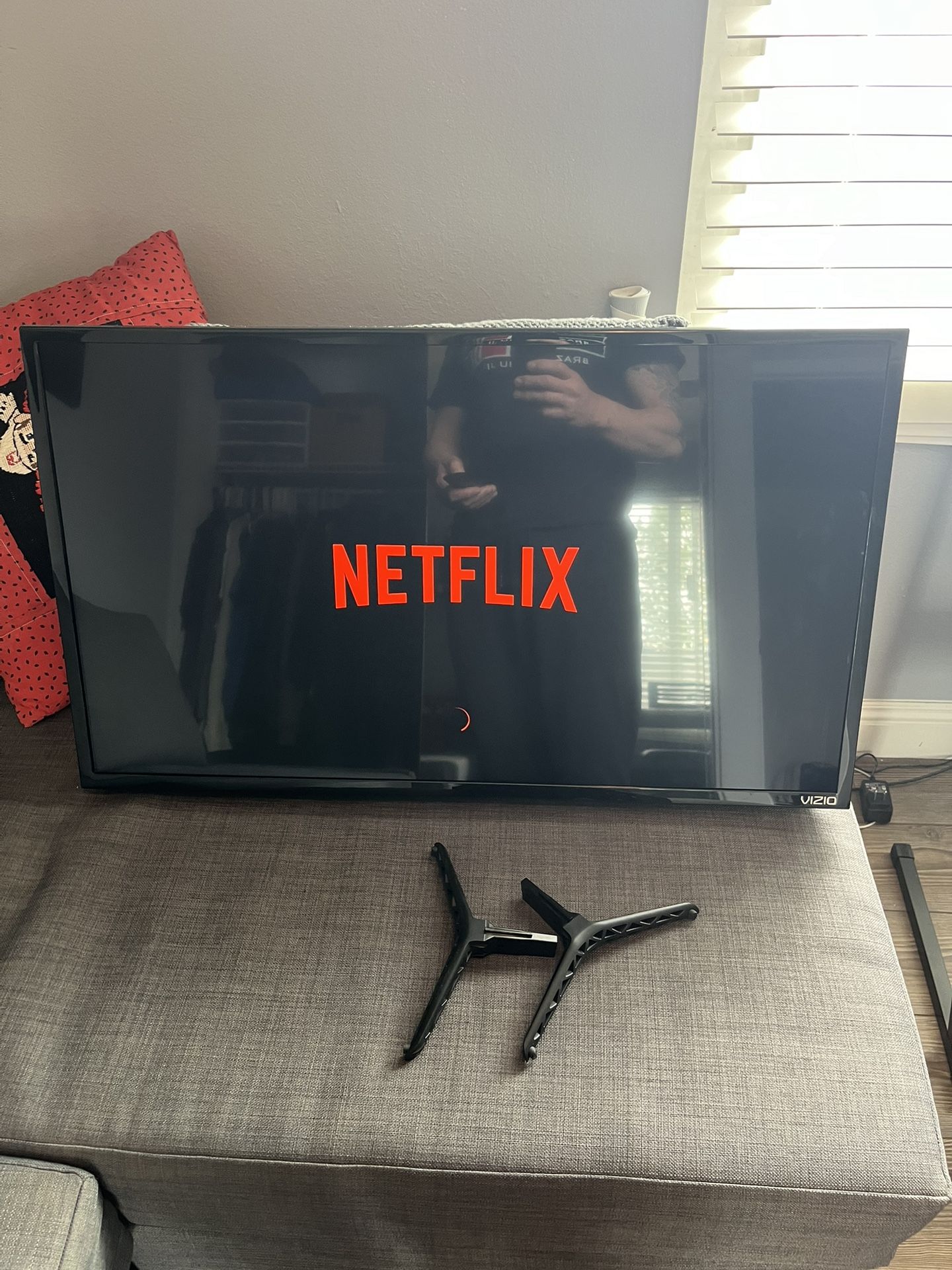 32 Inch Vizio TV