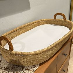 Design Dua Changing Basket