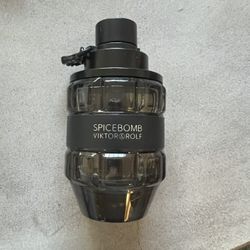 Spice Bomb Viktor & Rolf 1.7fl Oz