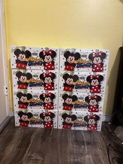 Popmart Mickey & Family Plush Keychain Blindboxes & Cases