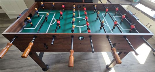 Multi-game fooseball table