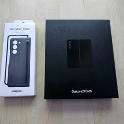 Samsung Galaxy Z Fold 5