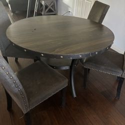 Dining Table W/chairs