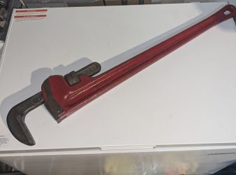36" Rigid Pipe Wrench