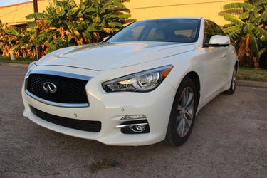 2016 INFINITI Q50