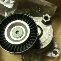 Mercedes Benz S550 Tensioner Pulley