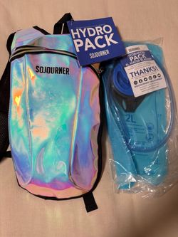 NWT - Sojourner Hydration Pack